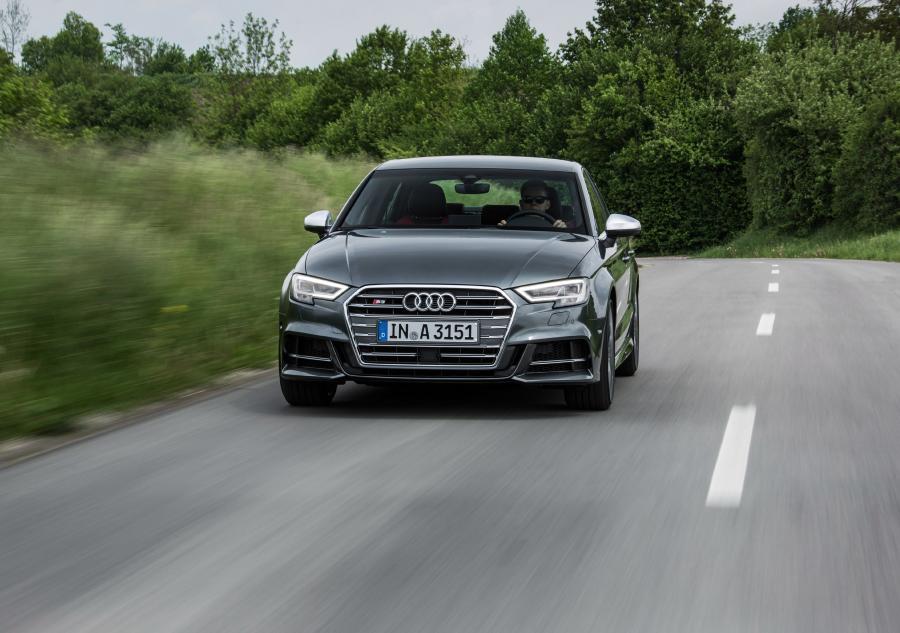  Audi S3 Sedan (8V) 2016 года  (WW) (фото 22 из 36)